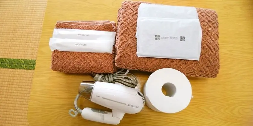 Oda, Sigara İçilmez (Japanese Western style, 2nd floor)