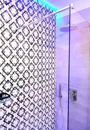 Comfort Tek Büyük veya İki Ayrı Yataklı Oda, Balkon, Deniz Manzaralı (3)