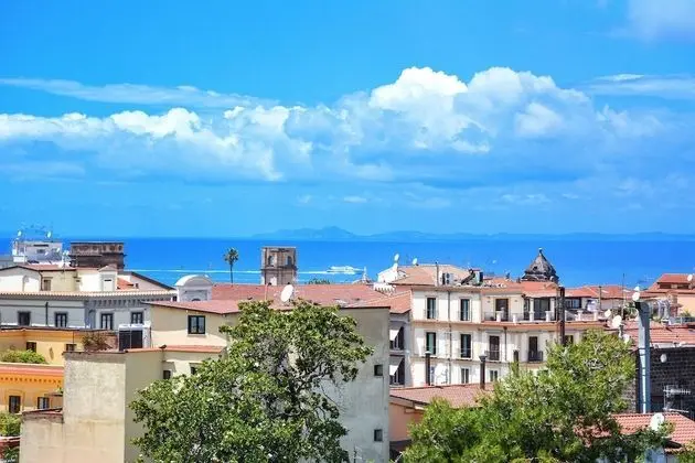 Superior Tek Büyük veya İki Ayrı Yataklı Oda, Balkon, Deniz Manzaralı (1)