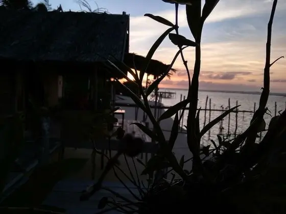 Basic Bungalov, Deniz Manzaralı