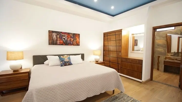 Basic Villa