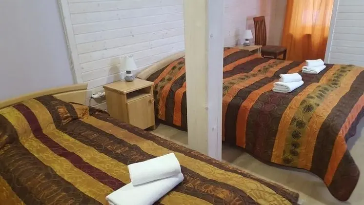 Üç Kişilik Oda