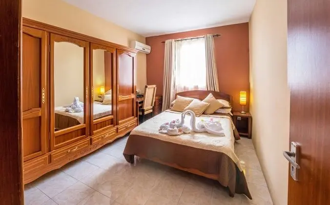 Apart Daire, Deniz Manzaralı