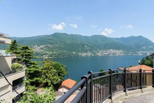 Apart Daire, 2 Yatak Odası, Göl Manzaralı