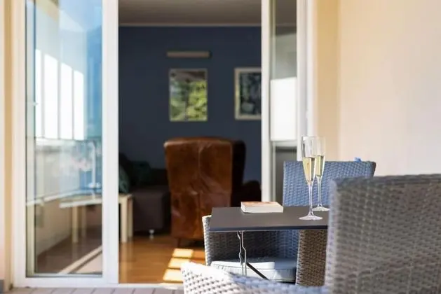 Apart Daire, 2 Yatak Odası, Göl Manzaralı