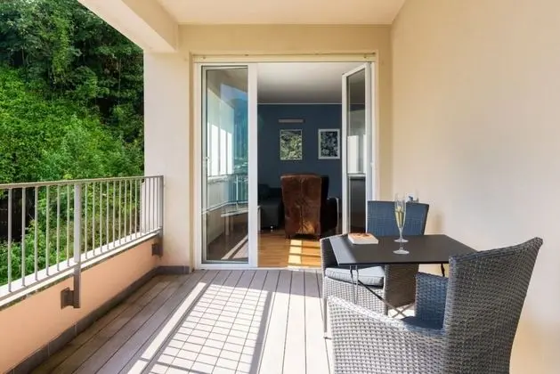 Apart Daire, 2 Yatak Odası, Göl Manzaralı