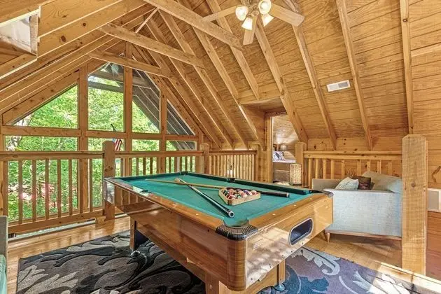 Kulübe (Sunset Lodge)