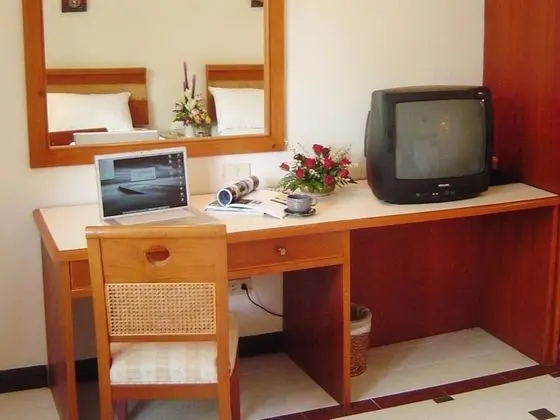 One Bedroom Apartment