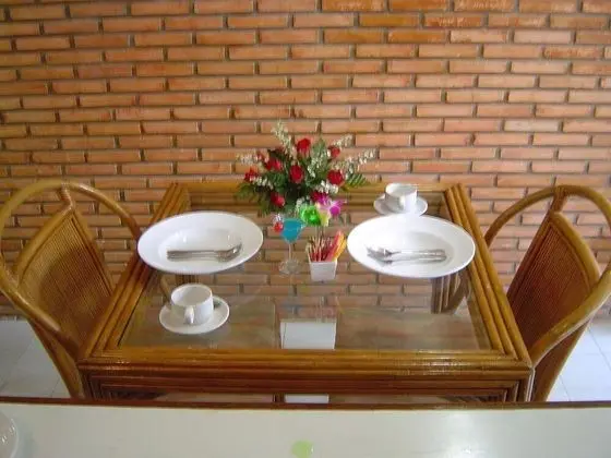 One Bedroom Apartment