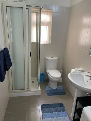 Apart Daire, 1 Büyük (Queen) Boy Yatak ve Çekyat