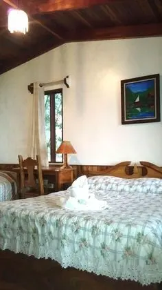 Standard Üç Kişilik Oda, Birden Çok Yatak, Koy Manzaralı