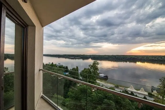 Comfort Apart Daire, 2 Yatak Odası, Nehir Manzaralı