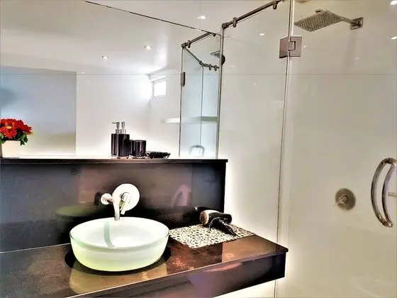 2-Bedroom Apartment