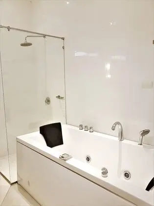 Panoramic Çatı Katı Süiti (Penthouse), 4 Yatak Odası, Jakuzi, Deniz Manzaralı