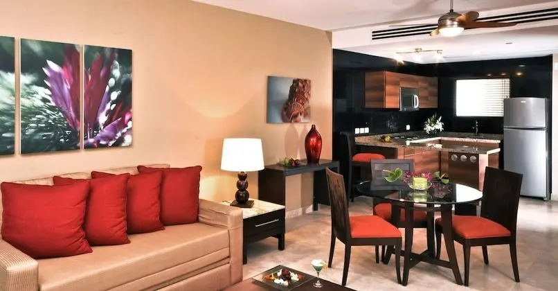 Infinity One Bedroom Suite
