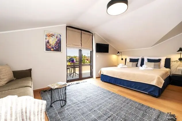 Deluxe Stüdyo, Balkon