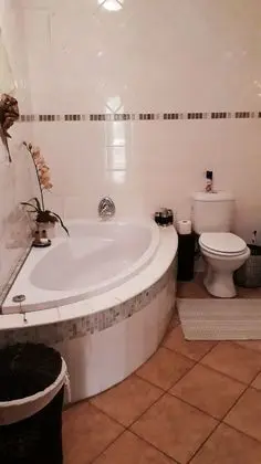 Luxury Oda, 1 En Büyük (King) Boy Yatak