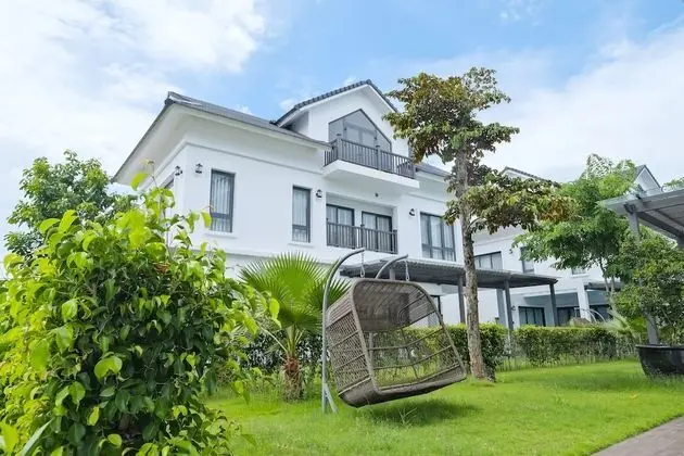 Villa, 5 Yatak Odası, Bahçe Manzaralı