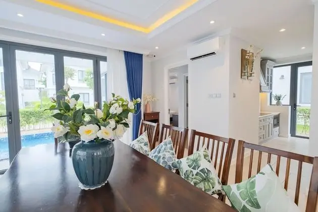 Villa, 5 Yatak Odası, Bahçe Manzaralı