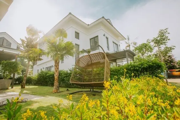 Villa, 5 Yatak Odası, Bahçe Manzaralı