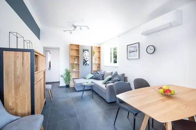 Deluxe Apart Daire