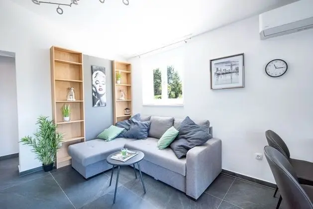 Deluxe Apart Daire