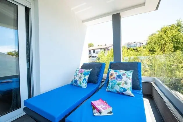 Deluxe Apart Daire
