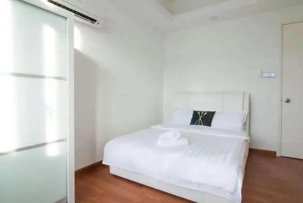 Deluxe Çatı Katı Süiti (Penthouse), 3 Yatak Odası, Sigara İçilmez, Kısmi Deniz Manzaralı