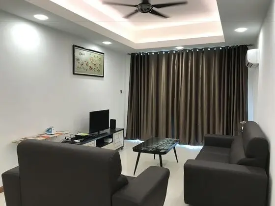 Deluxe Çatı Katı Süiti (Penthouse), 3 Yatak Odası, Sigara İçilmez, Kısmi Deniz Manzaralı