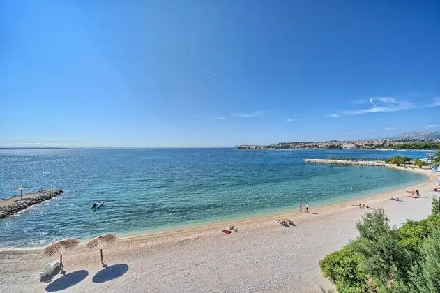 Dört Kişilik Oda, Balkon, Deniz Manzaralı