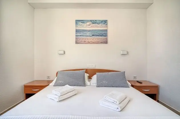 Standard Tek Büyük Yataklı Oda