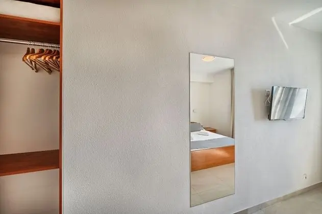 Standard Tek Büyük Yataklı Oda