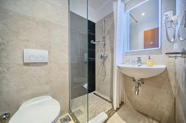 Standard Tek Büyük Yataklı Oda, Balkon