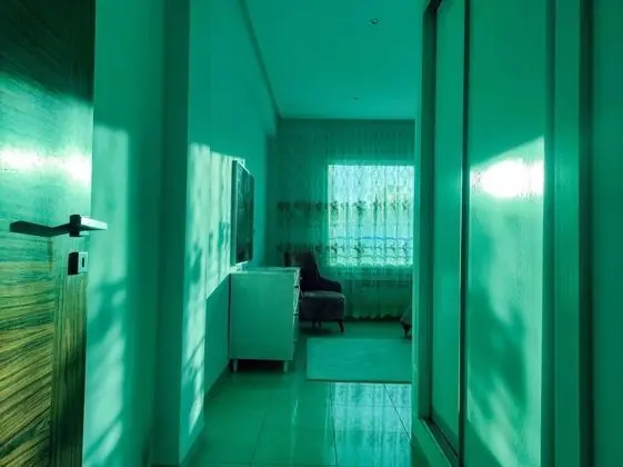 Apart Daire, 2 Yatak Odası, Sigara İçilebilir