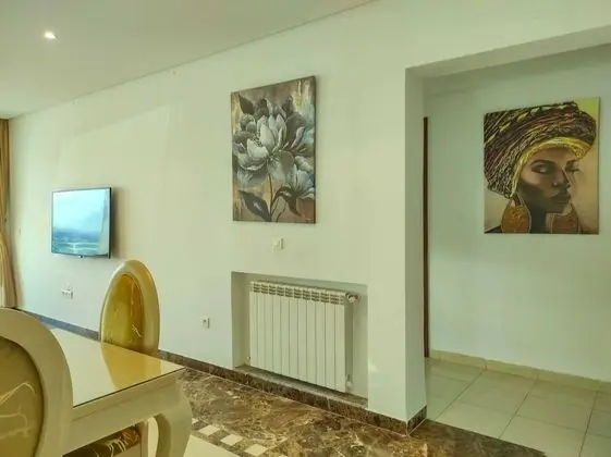 Apart Daire, 2 Yatak Odası, Sigara İçilebilir