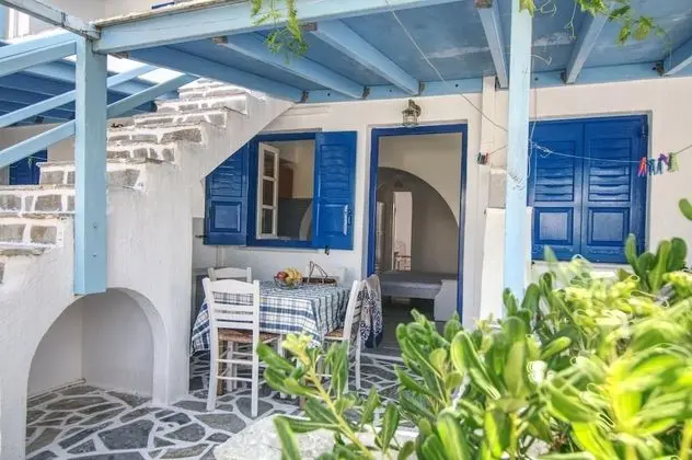 Apart Daire, Bahçe Manzaralı, Denize Sıfır