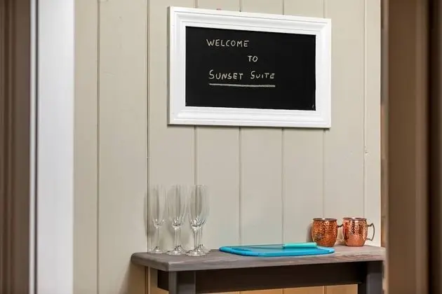 Daire (Sunset Suite)