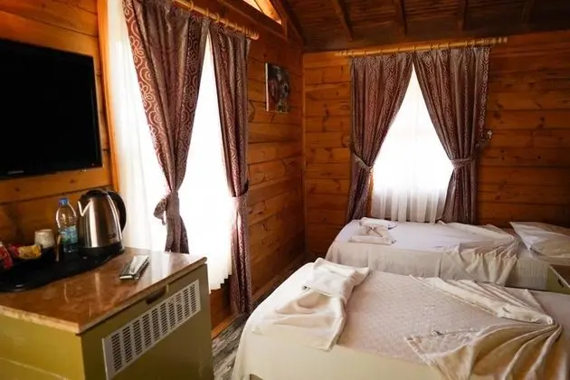 King Suite, Havuz Manzaralı