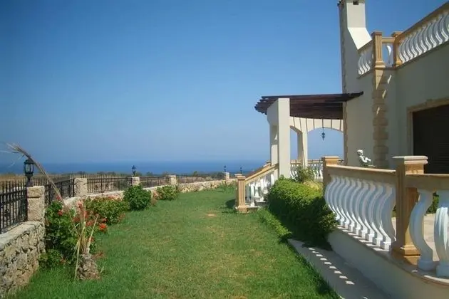 Villa, Okyanus Manzaralı