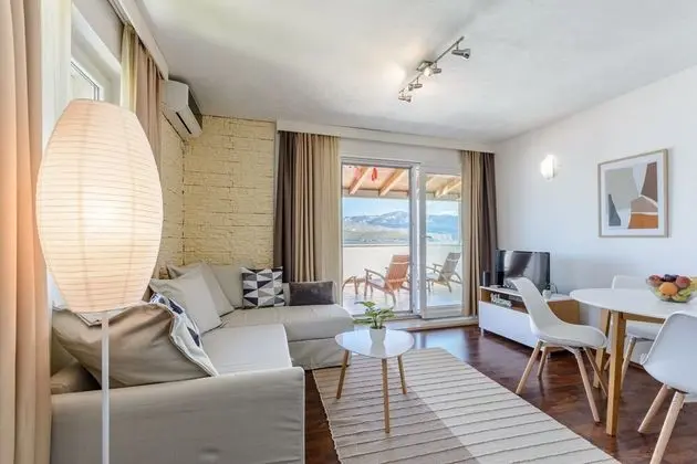 Apart Daire (One bedroom apartment with balcony)