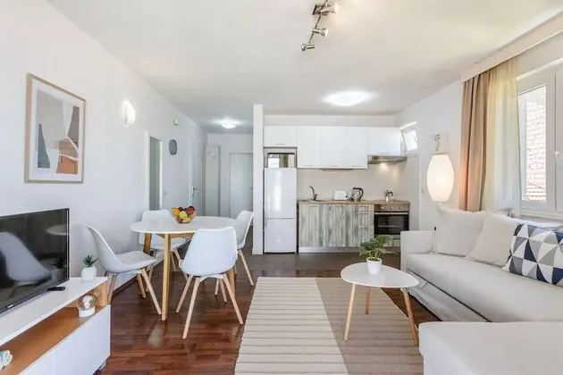 Apart Daire (One bedroom apartment with balcony)