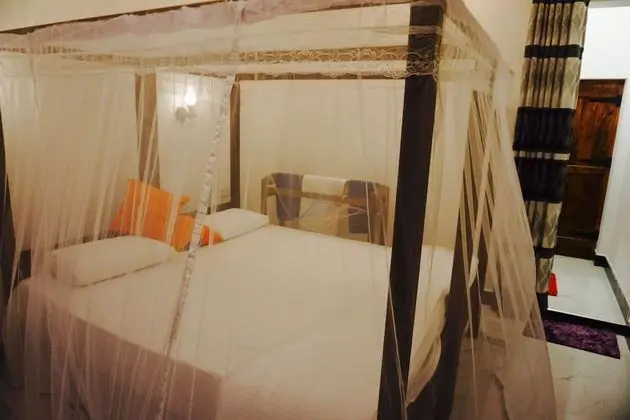 Deluxe Tek Büyük veya İki Ayrı Yataklı Oda, Göl Manzaralı