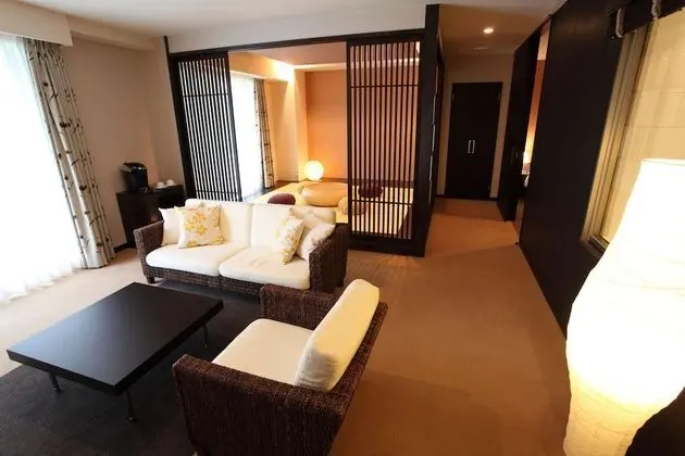 Oda, Sigara İçilmez (Deluxe Suite, with Japanese Style)