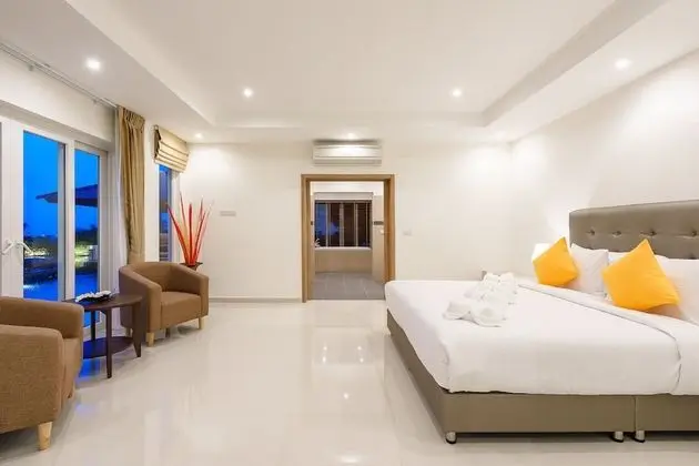 Luxury Villa, Sigara İçilmez