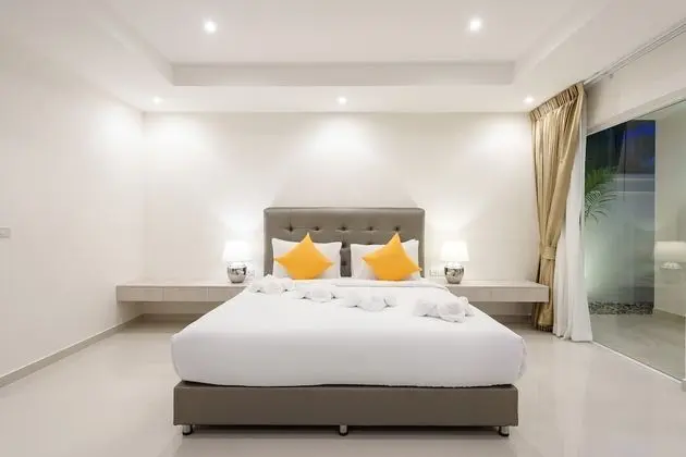 Luxury Villa, Sigara İçilmez