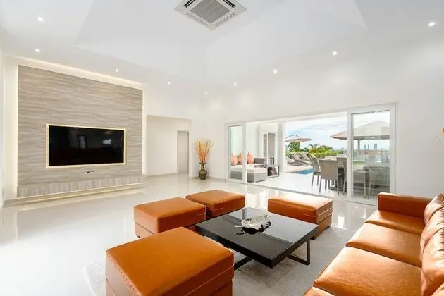 Luxury Villa, Sigara İçilmez
