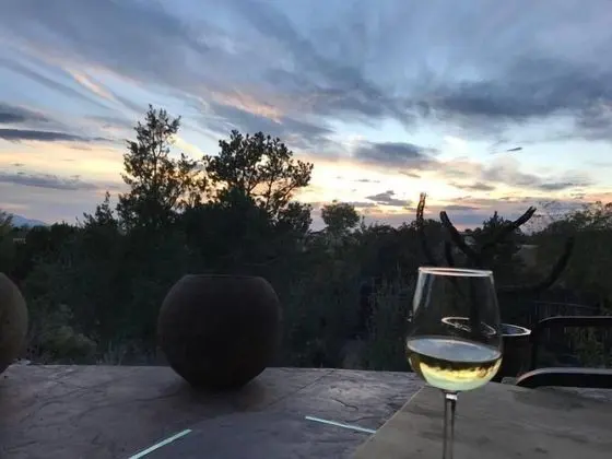 Ev (Sunset Vista - Spectacular Mountain V)