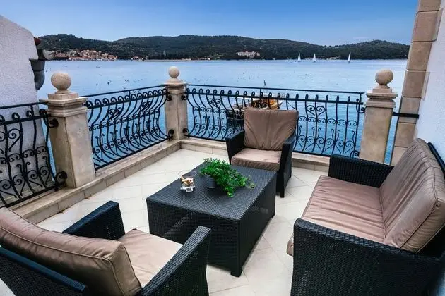 Apart Daire (Penthouse B4)