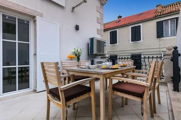 Apart Daire (Penthouse B4)