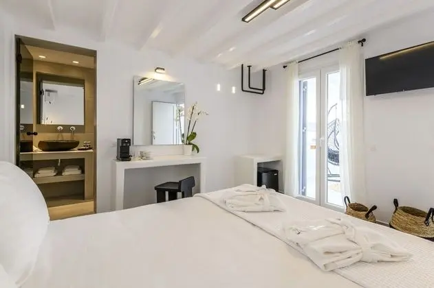 Tek Büyük Yataklı Oda, Deniz Manzaralı